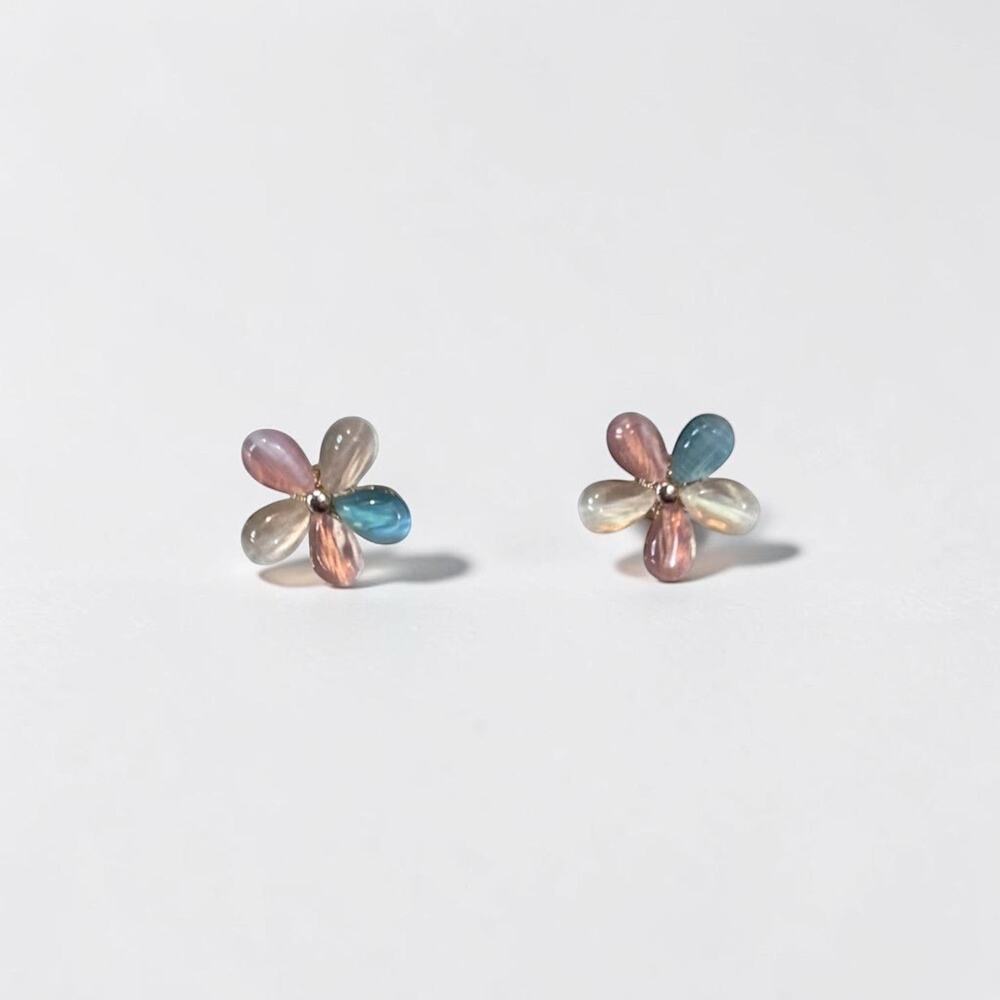Small Stud Floral Earring